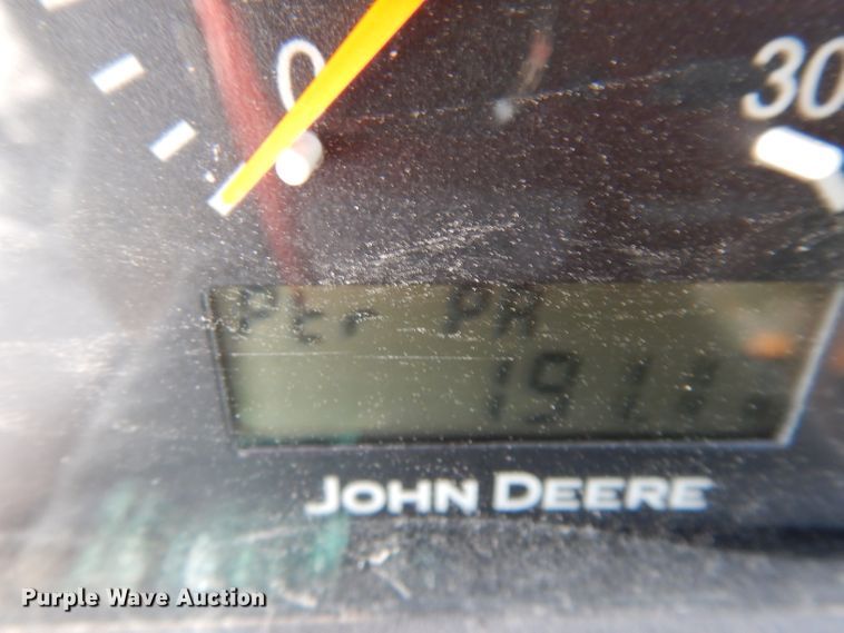 image for item DG6864 John Deere 5075M  MFWD tractor