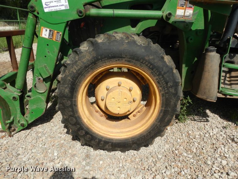 image for item DG6864 John Deere 5075M  MFWD tractor