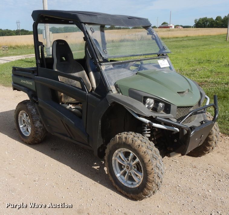 image for item DG7979 2014 John Deere Gator RSX 850  utility vehicle