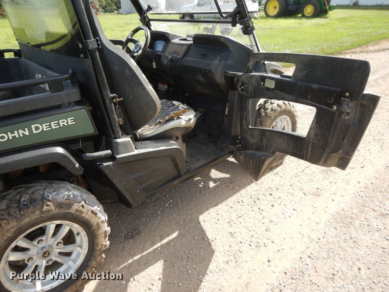 image for item DG7979 2014 John Deere Gator RSX 850  utility vehicle