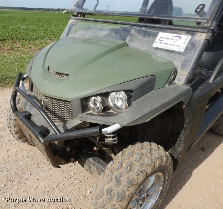 image for item DG7979 2014 John Deere Gator RSX 850  utility vehicle