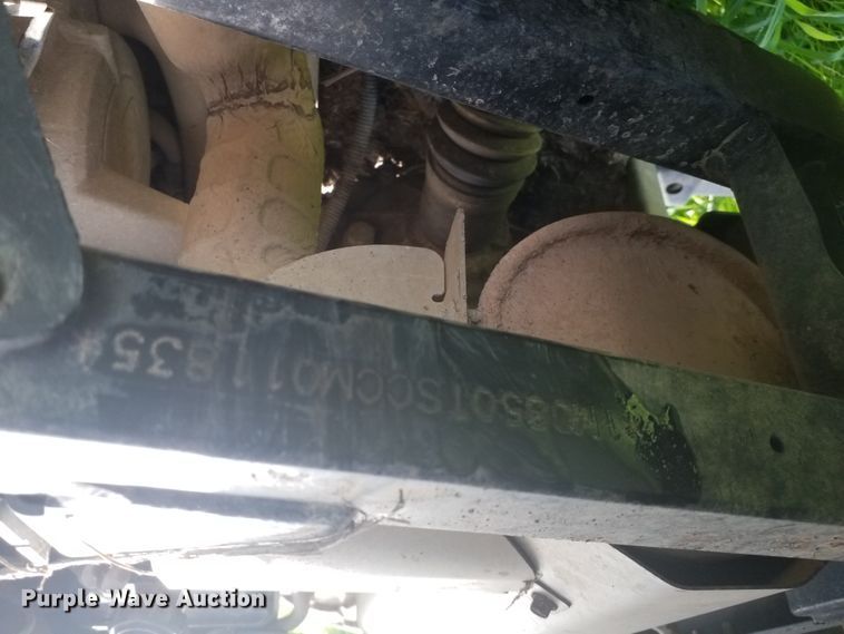 image for item DG7979 2014 John Deere Gator RSX 850  utility vehicle