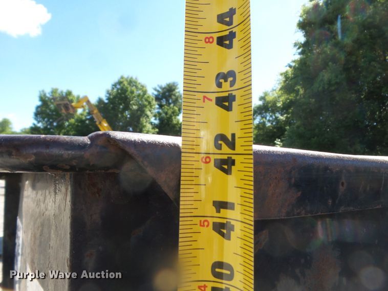 image for item DH3792 2010 Rice dump trailer