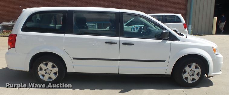 image for item DH3827 2013 Dodge Grand Caravan  van