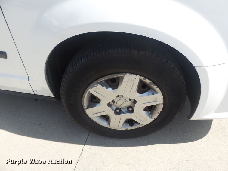 image for item DH3827 2013 Dodge Grand Caravan  van