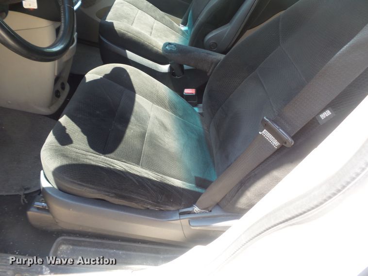 image for item DH3827 2013 Dodge Grand Caravan  van