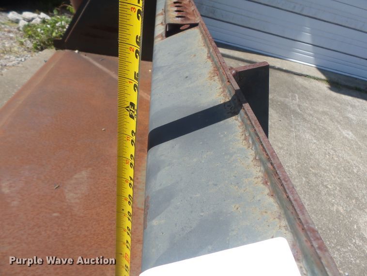 image for item DH3828 Gehl 84LFCL 84"W skid steer bucket