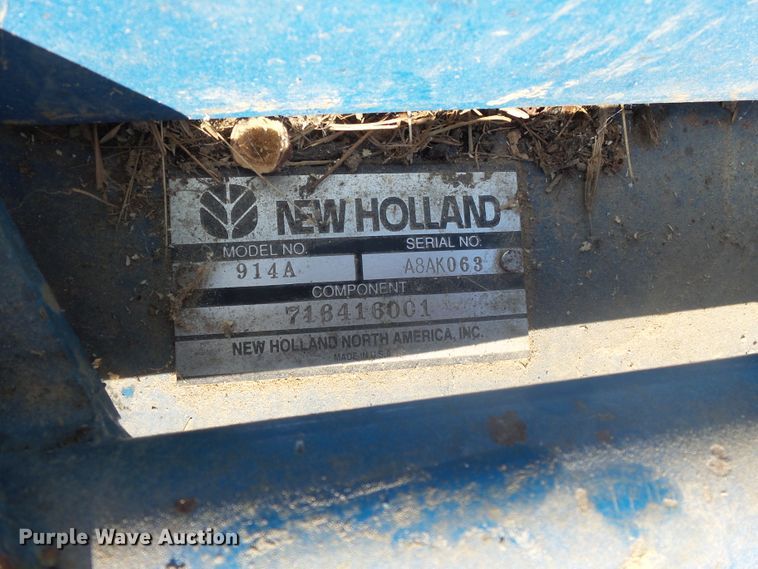 image for item DH3836 New Holland 914A mid-mount mower deck