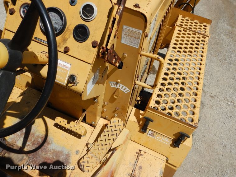 image for item DH4479 1991 Vermeer V6050  trencher