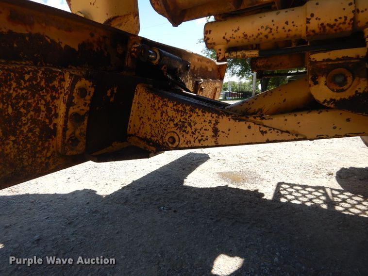 image for item DH4479 1991 Vermeer V6050  trencher