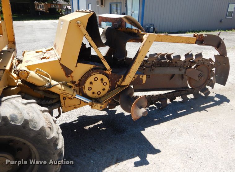 image for item DH4479 1991 Vermeer V6050  trencher