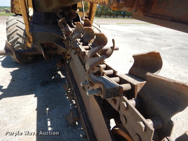 image for item DH4479 1991 Vermeer V6050  trencher