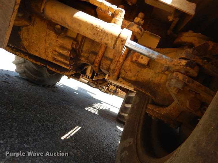 image for item DH4479 1991 Vermeer V6050  trencher