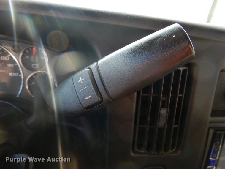 image for item DH5119 2010 Chevrolet Express G4500  shuttle bus