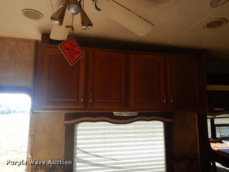 image for item DH5127 2008 Dutchman 31RGBS-M5  camper