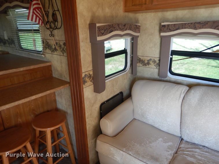 image for item DH5127 2008 Dutchman 31RGBS-M5  camper