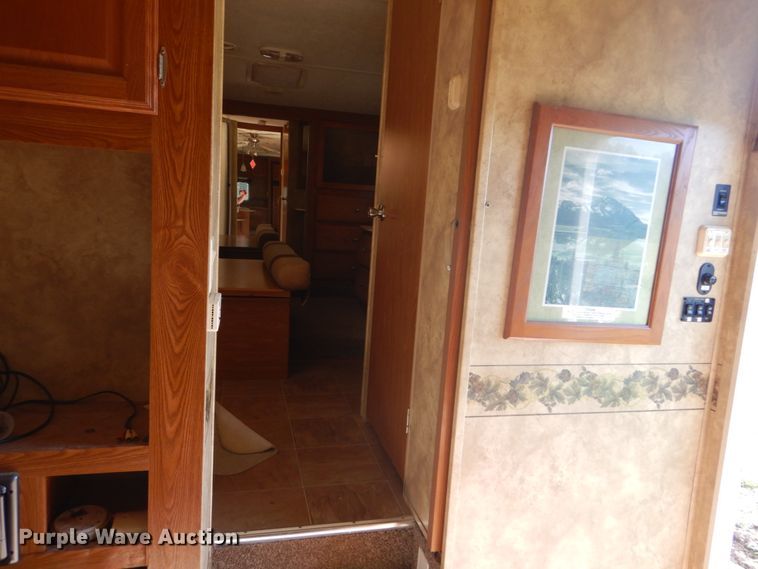 image for item DH5127 2008 Dutchman 31RGBS-M5  camper