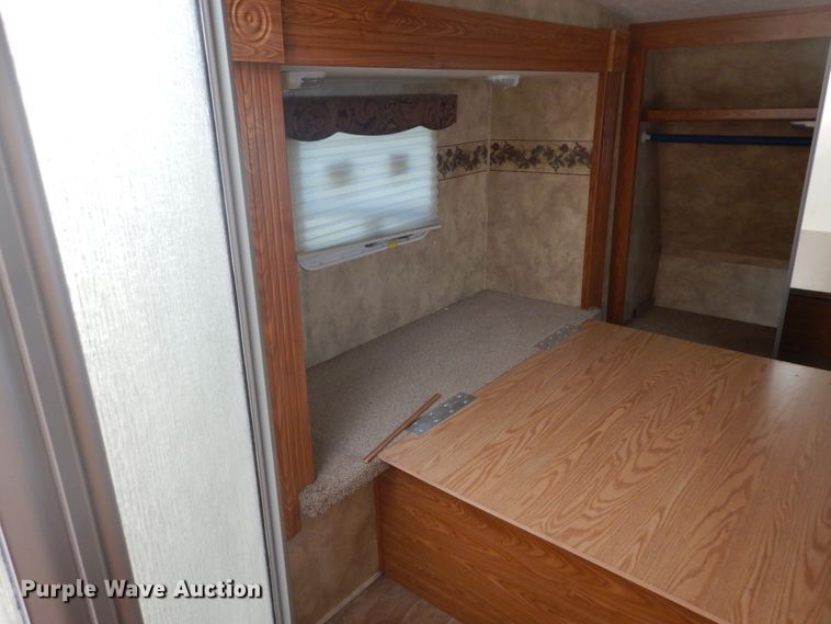 image for item DH5127 2008 Dutchman 31RGBS-M5  camper