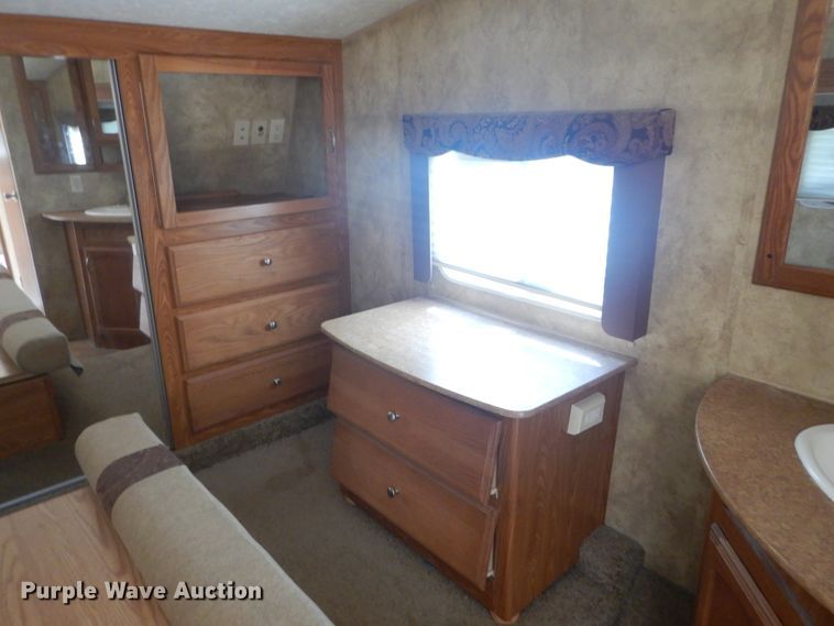 image for item DH5127 2008 Dutchman 31RGBS-M5  camper