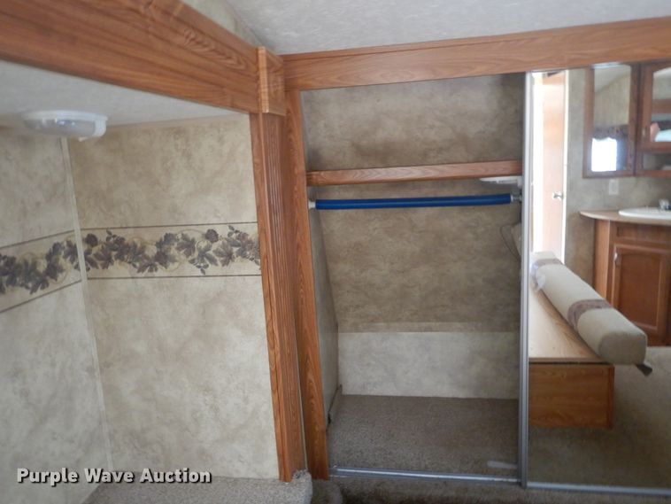 image for item DH5127 2008 Dutchman 31RGBS-M5  camper