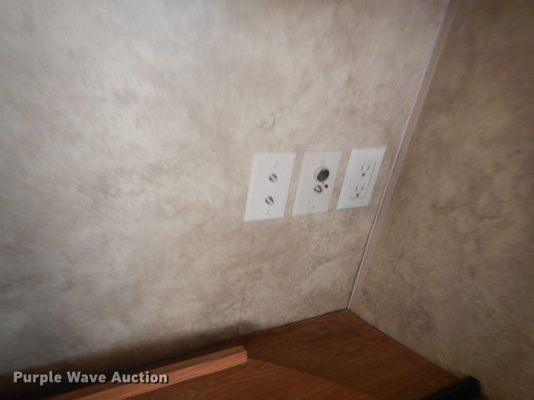 image for item DH5127 2008 Dutchman 31RGBS-M5  camper