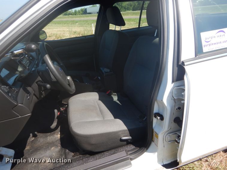 image for item DH5128 2010 Ford Crown Victoria Police Interceptor