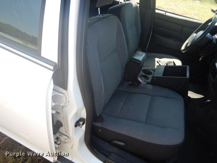 image for item DH5128 2010 Ford Crown Victoria Police Interceptor