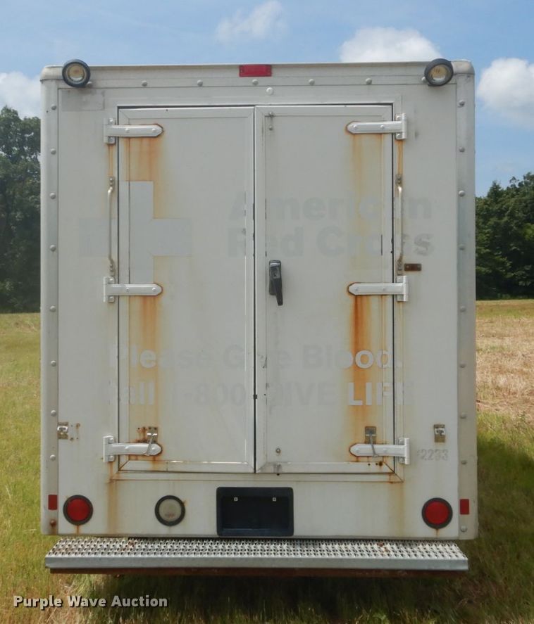 image for item DH5130 2005 Chevrolet Express 3500  delivery truck