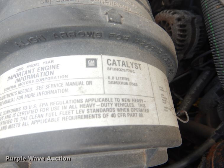 image for item DH5130 2005 Chevrolet Express 3500  delivery truck