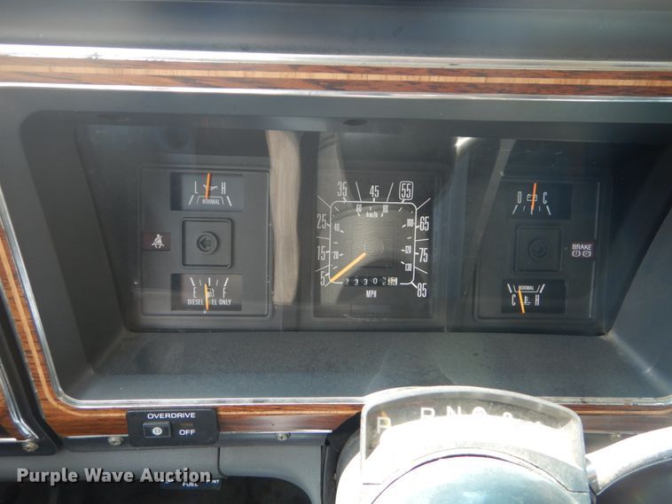 image for item DH5132 1990 Ford Econoline E350  ambulance