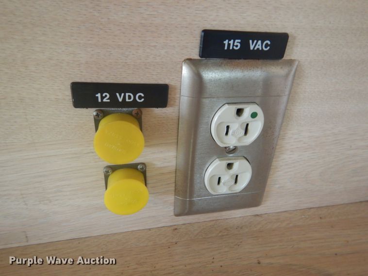 image for item DH5132 1990 Ford Econoline E350  ambulance