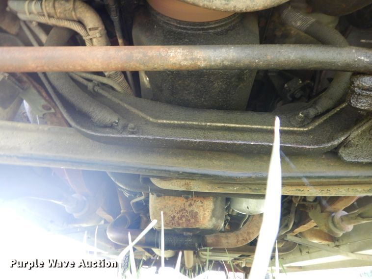 image for item DH5132 1990 Ford Econoline E350  ambulance