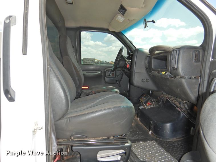 image for item DI0154 2009 Chevrolet C4500  service truck