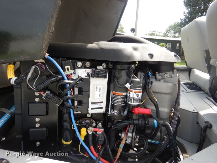 image for item DI0280 2018 SeaArk Predator 220  boat