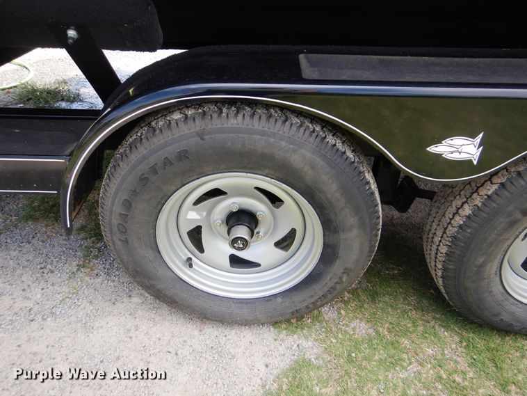 image for item DI0280 2018 SeaArk Predator 220  boat