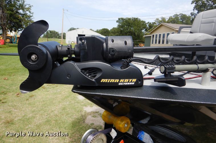 image for item DI0280 2018 SeaArk Predator 220  boat