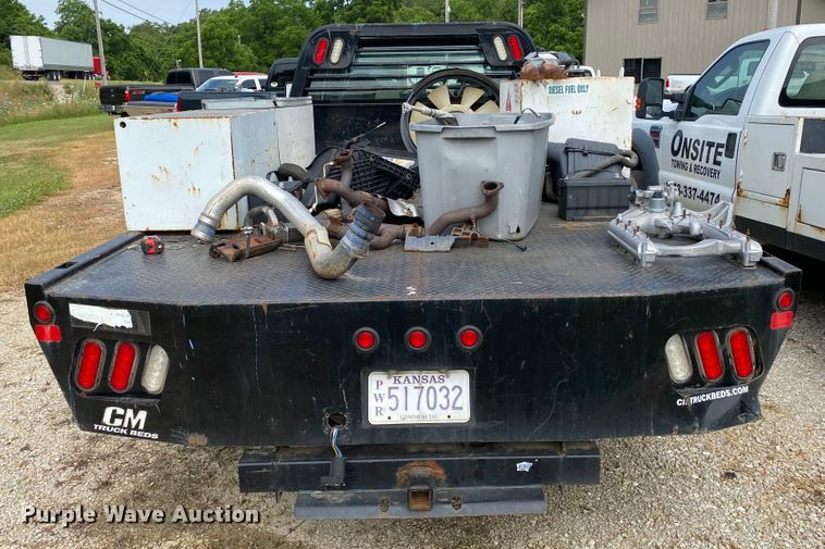 image for item DI8751 2008 Ford F550 Super Duty XL  Crew Cab flatbed truck