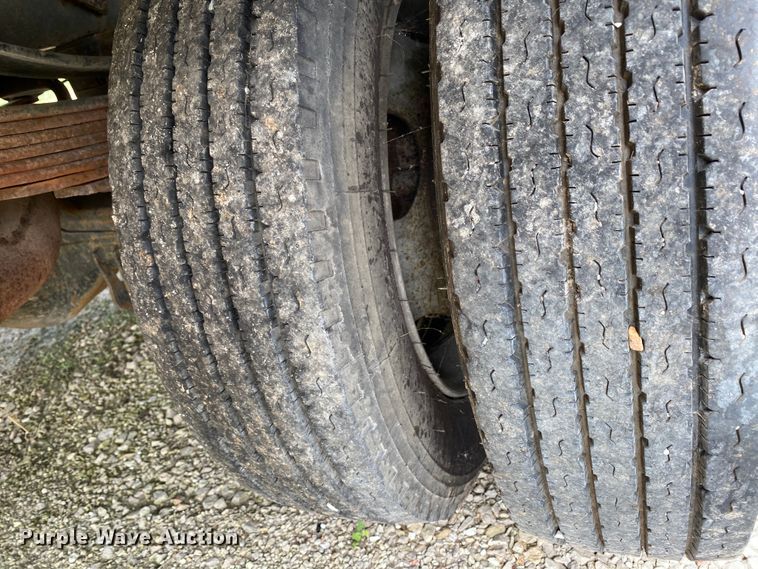 image for item DI8751 2008 Ford F550 Super Duty XL  Crew Cab flatbed truck