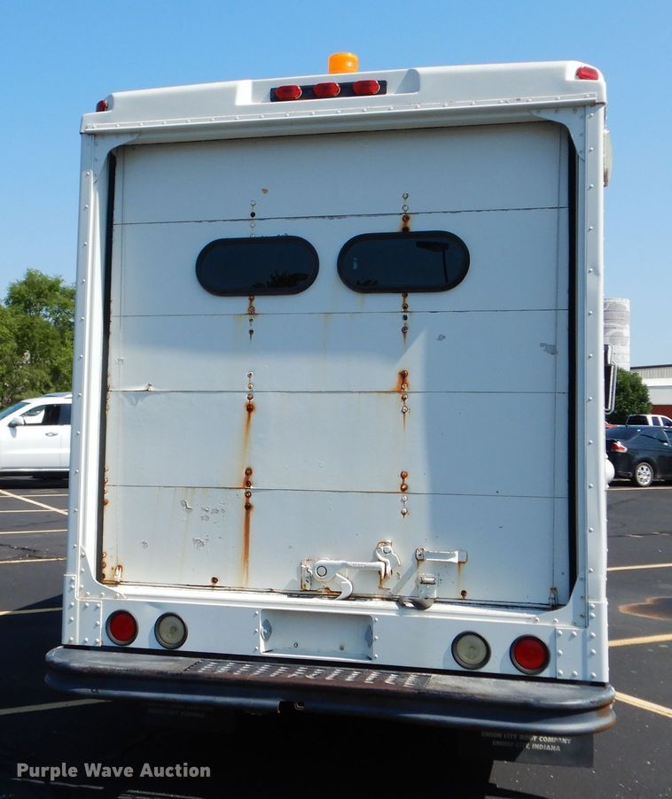 image for item DJ4277 1999 Chevrolet P40  delivery van