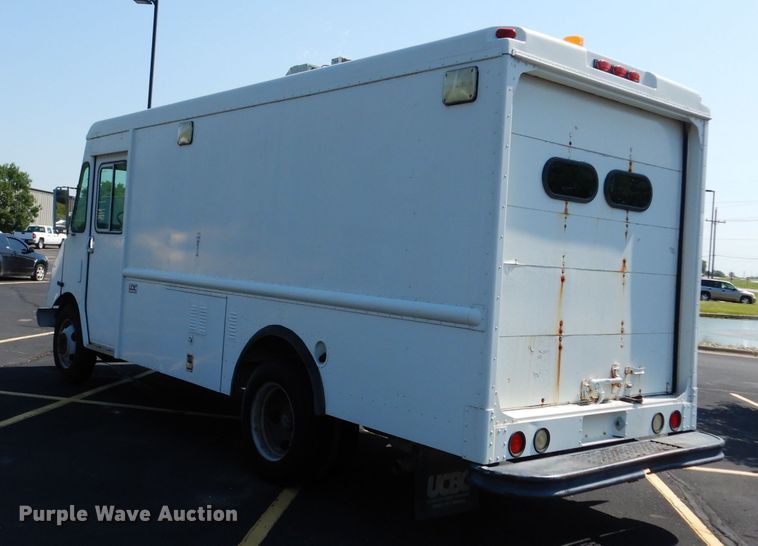 image for item DJ4277 1999 Chevrolet P40  delivery van