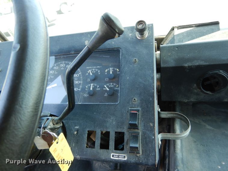 image for item DJ4277 1999 Chevrolet P40  delivery van