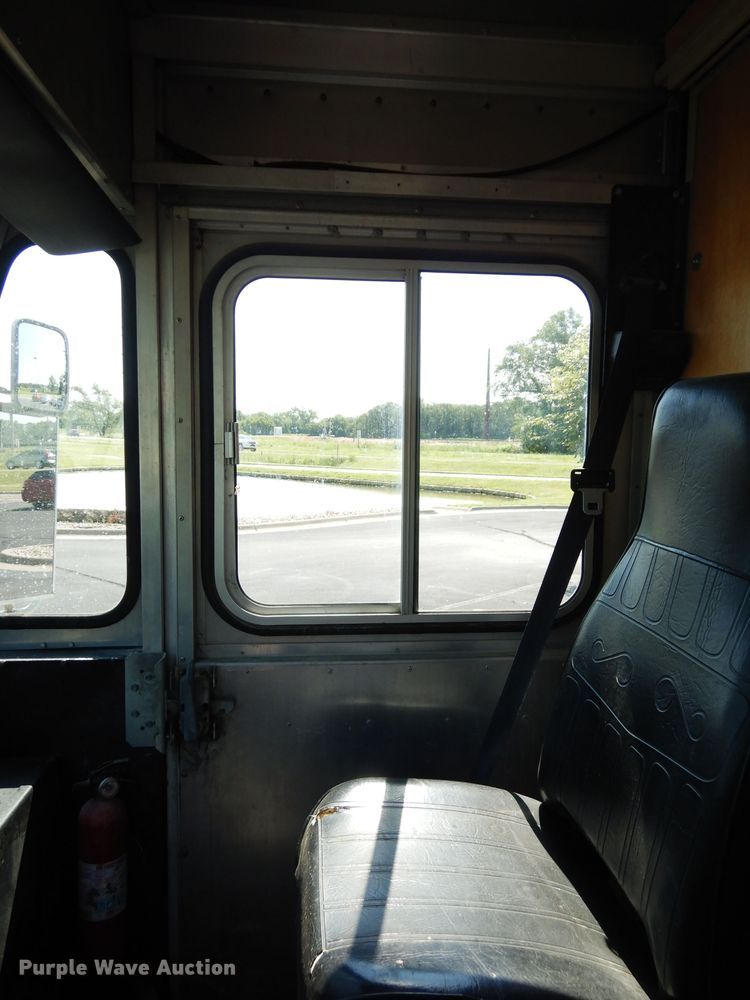 image for item DJ4277 1999 Chevrolet P40  delivery van