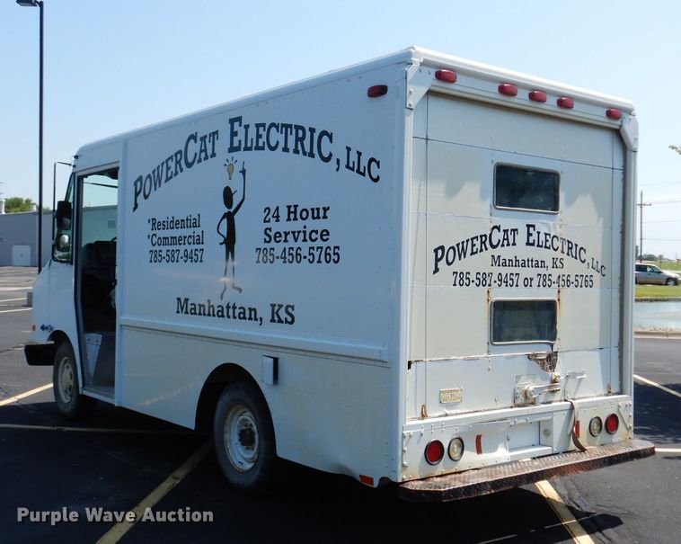 image for item DJ4278 1996 GMC Utilimaster  delivery van