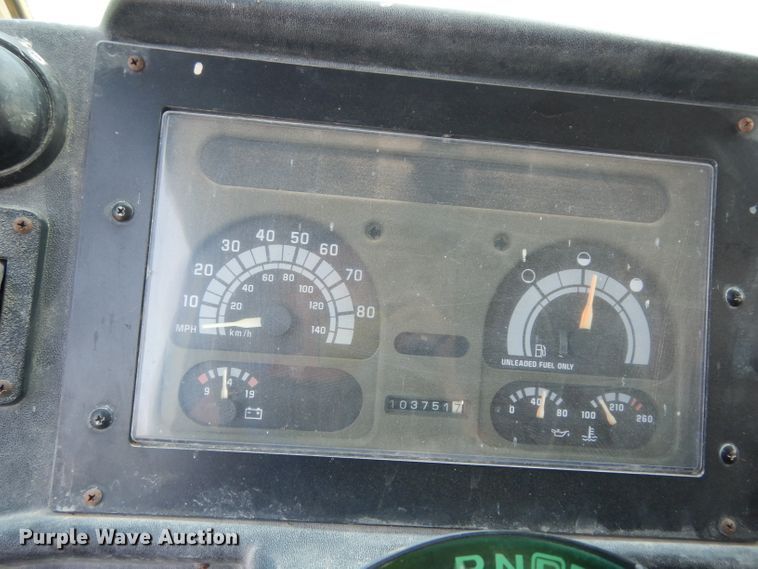 image for item DJ4278 1996 GMC Utilimaster  delivery van