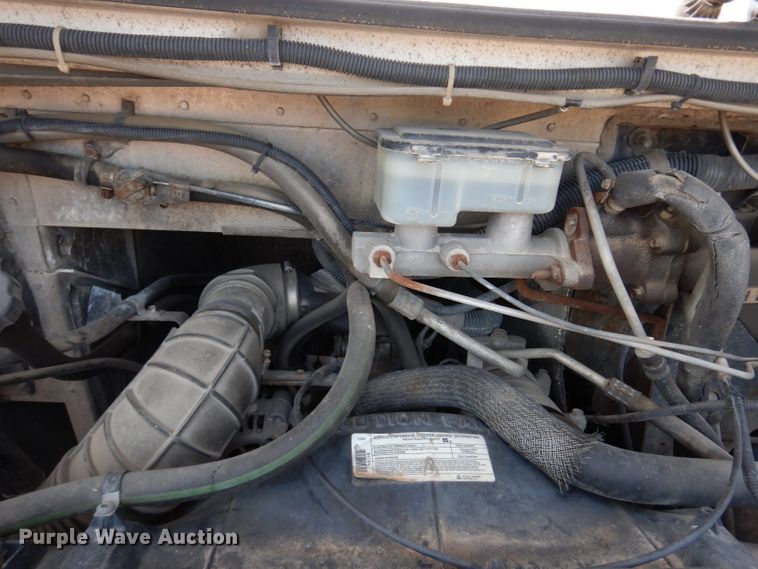 image for item DJ4278 1996 GMC Utilimaster  delivery van