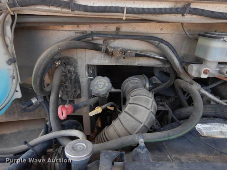 image for item DJ4278 1996 GMC Utilimaster  delivery van