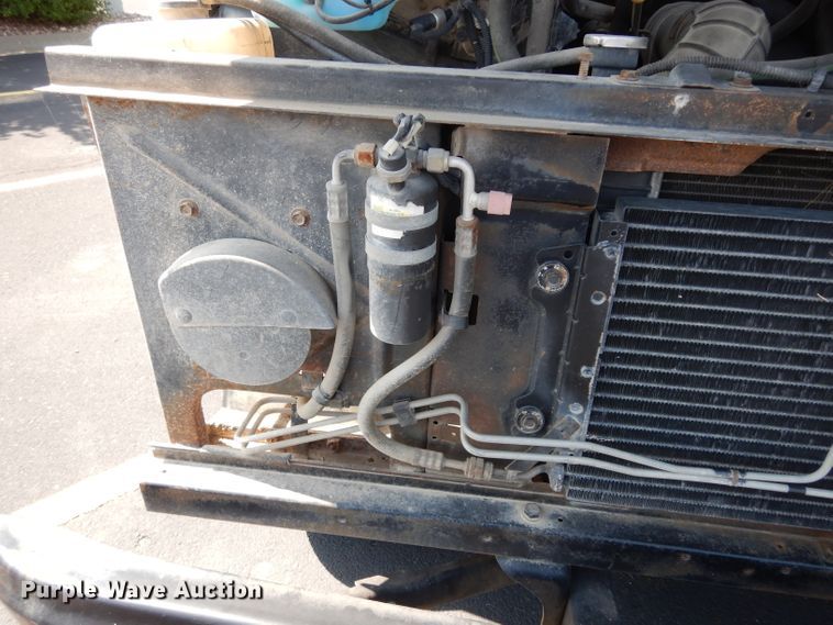 image for item DJ4278 1996 GMC Utilimaster  delivery van