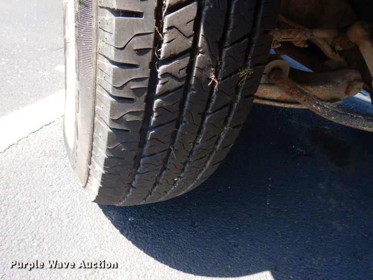 image for item DJ4278 1996 GMC Utilimaster  delivery van