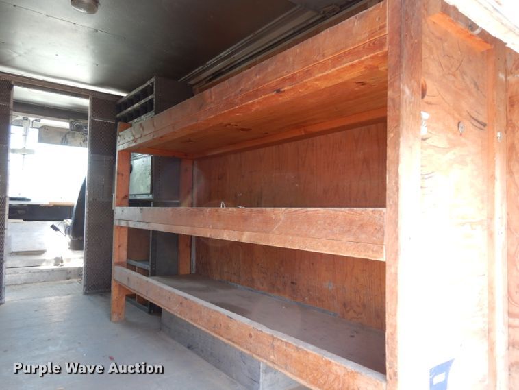 image for item DJ4278 1996 GMC Utilimaster  delivery van