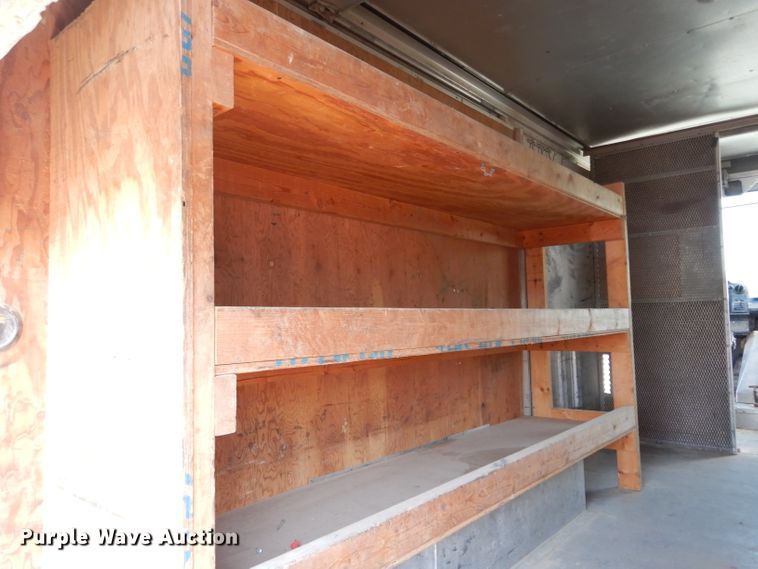 image for item DJ4278 1996 GMC Utilimaster  delivery van